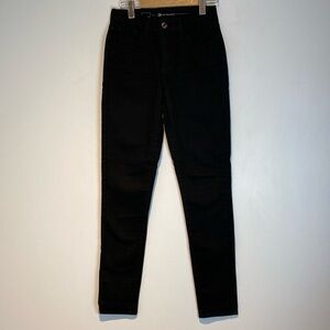 Levi’s black high-rise skinny jeans size 26